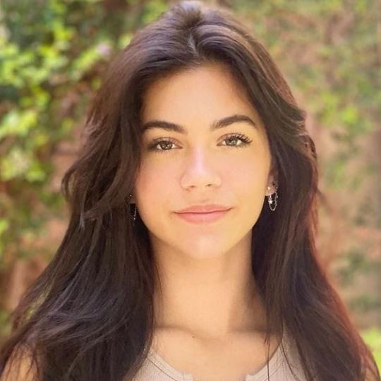 Mia Sweitz Parents And Boyfriend VergeWiki